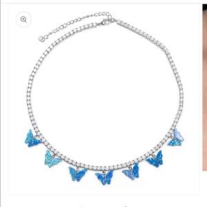 Butterfly choker